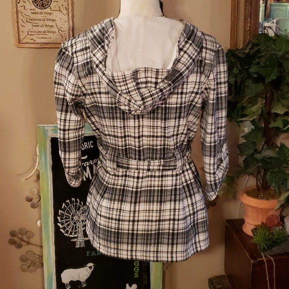 Vanity Jacket Size Medium - Picture 4 of 6